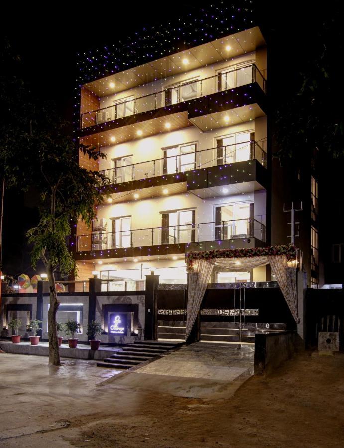 Hotel La Mirage Noida Exteriör bild