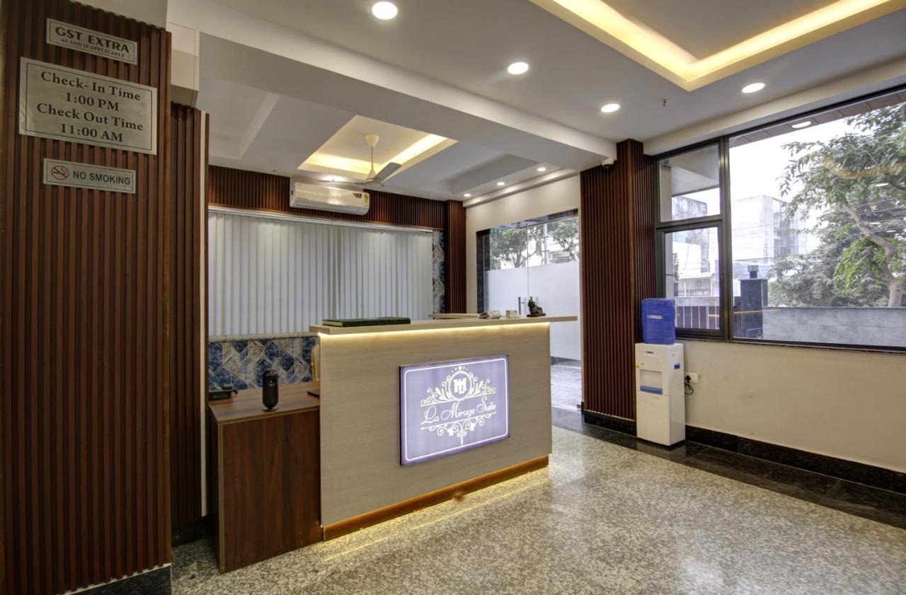Hotel La Mirage Noida Exteriör bild