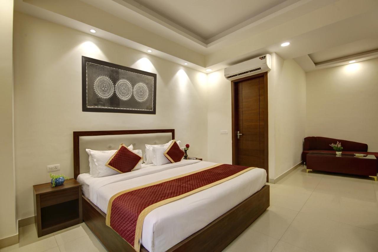 Hotel La Mirage Noida Exteriör bild